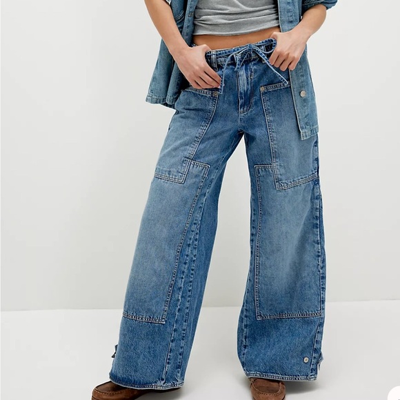Denim - We The Free People CRVY Outlaw Wide Leg Jeans Denim Size Large Drizzle